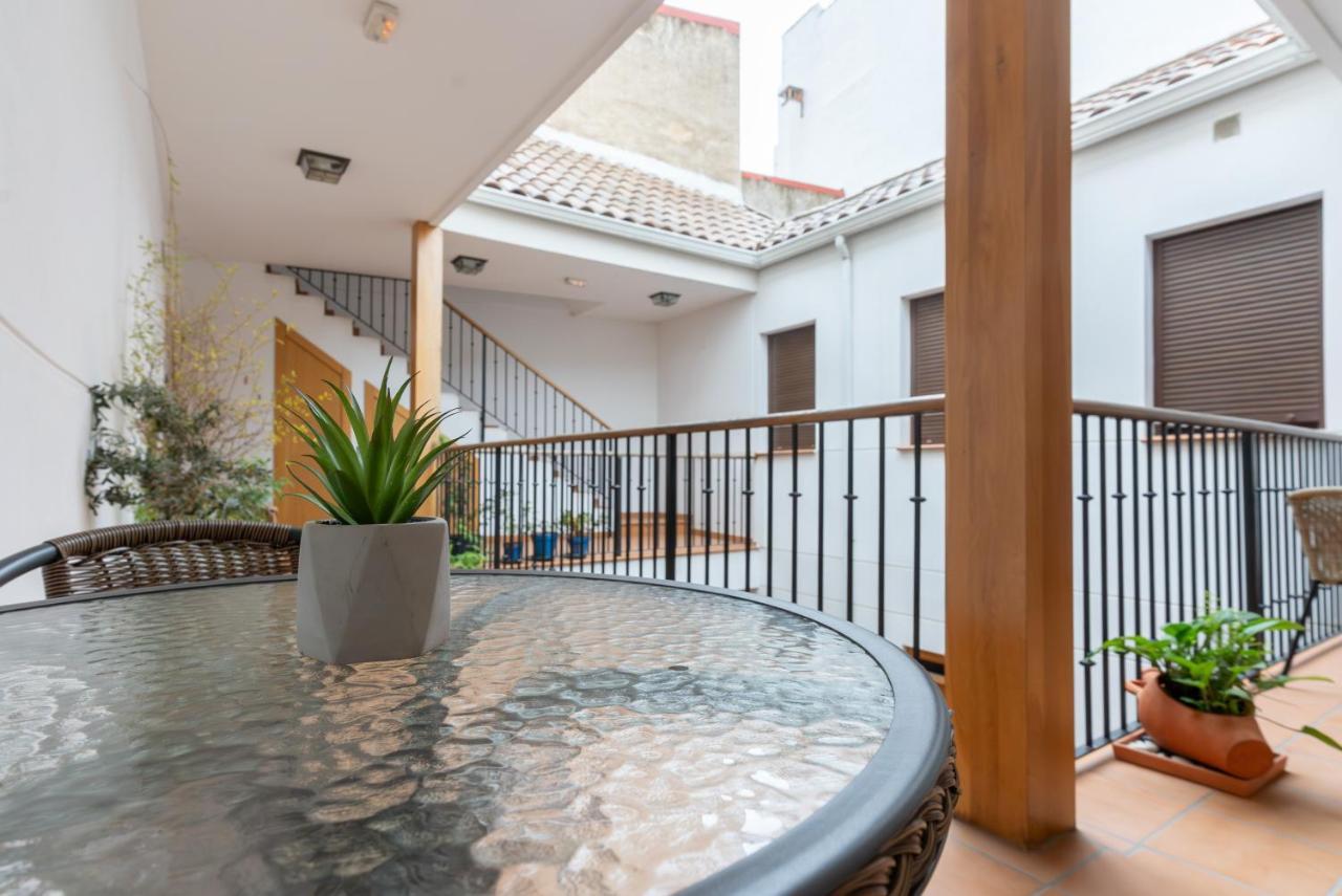 Apartamento Puerta De Cordoba- Exterior Con Balcones Экстерьер фото